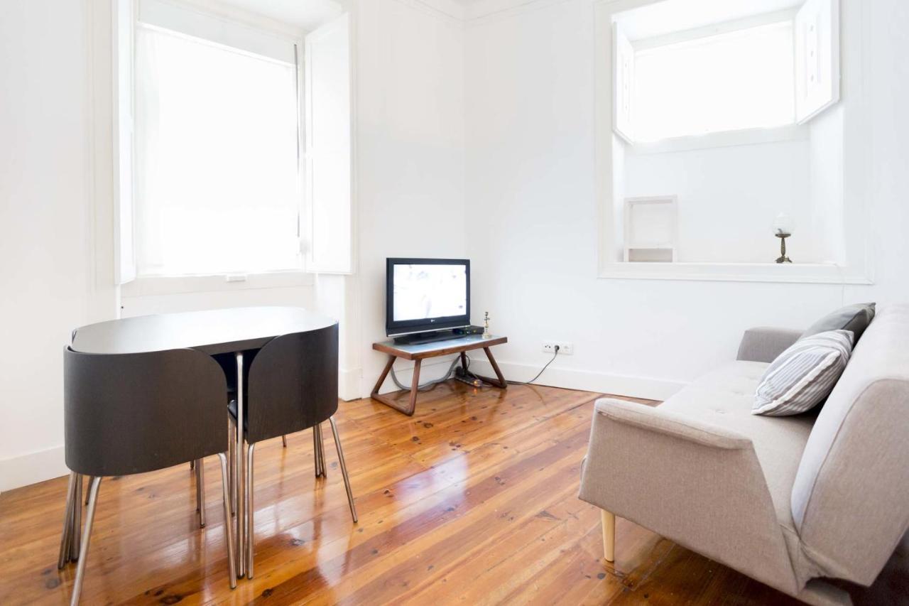 Guestready - Hygge-Style Apartment In Historical Graca Lisbon Luaran gambar